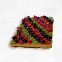 Tarta milhojas de frutas variadas