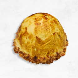 Tarta suflé con nata, trufa y piña