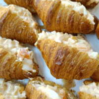 Mini croissants rellenos variados